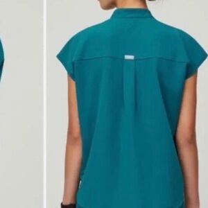 Like New - FIGS Rafaela top Pacific Blue